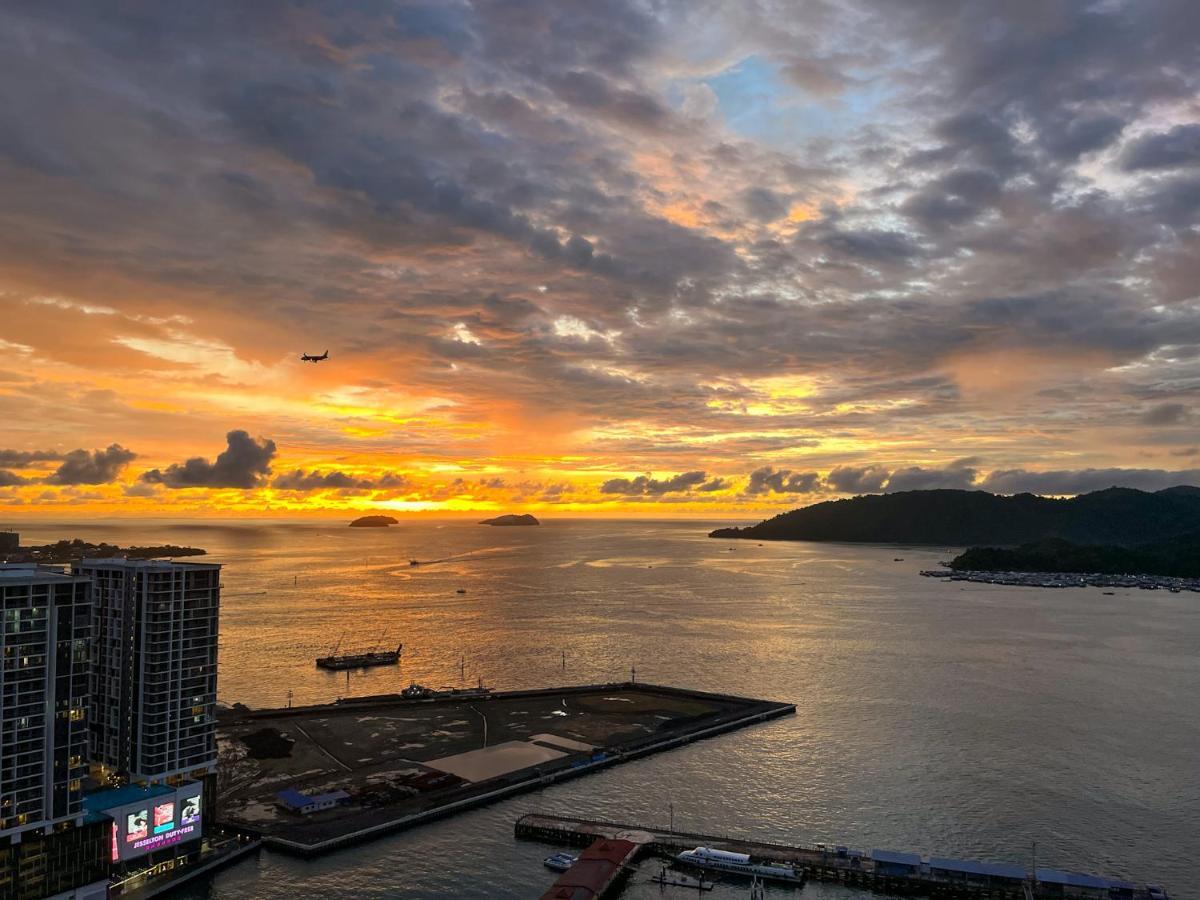 Jesselton Point Seaview Homestay 코타키나발루 외부 사진